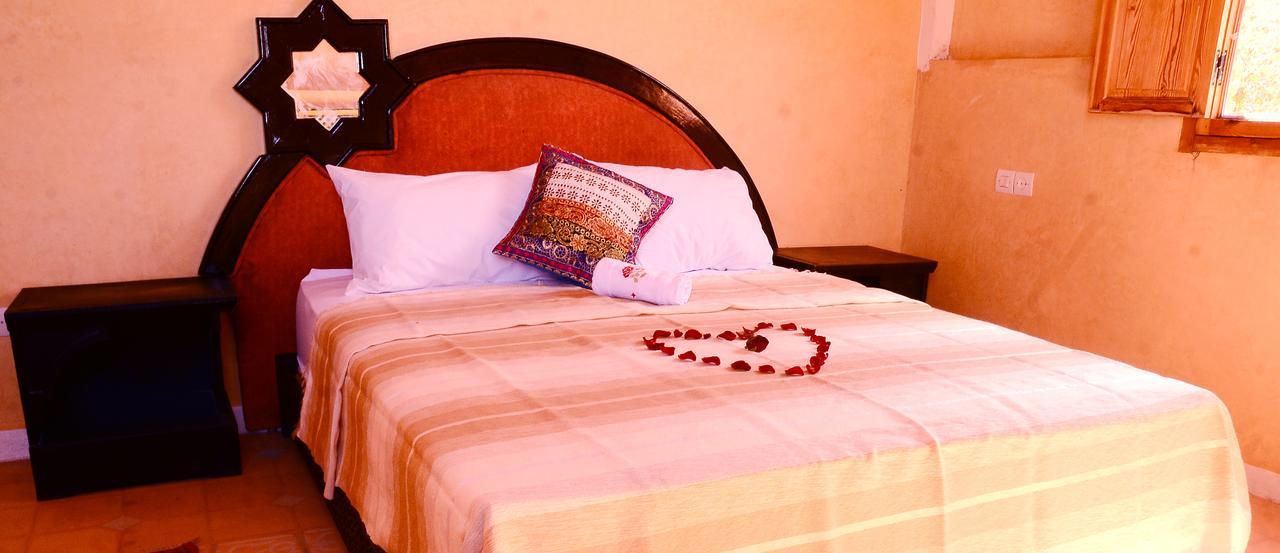 Hotel Latifa House Sbiti Exterior foto